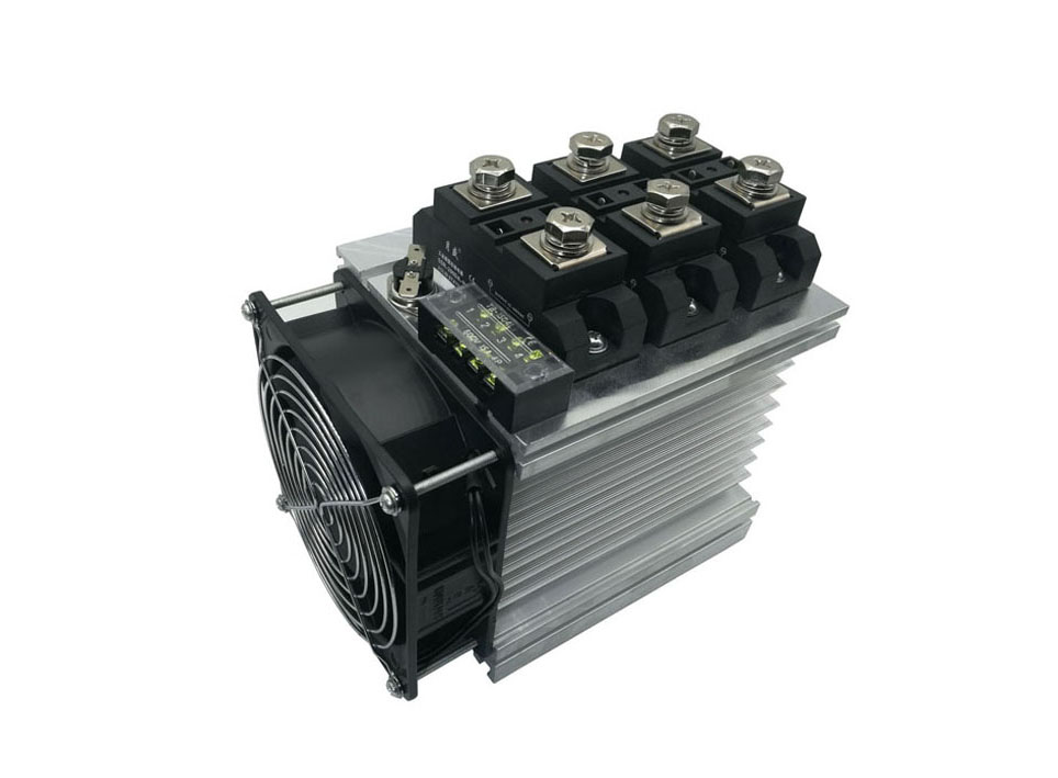 大功率三相固態繼電器整機 大功率三相固態繼電器整機